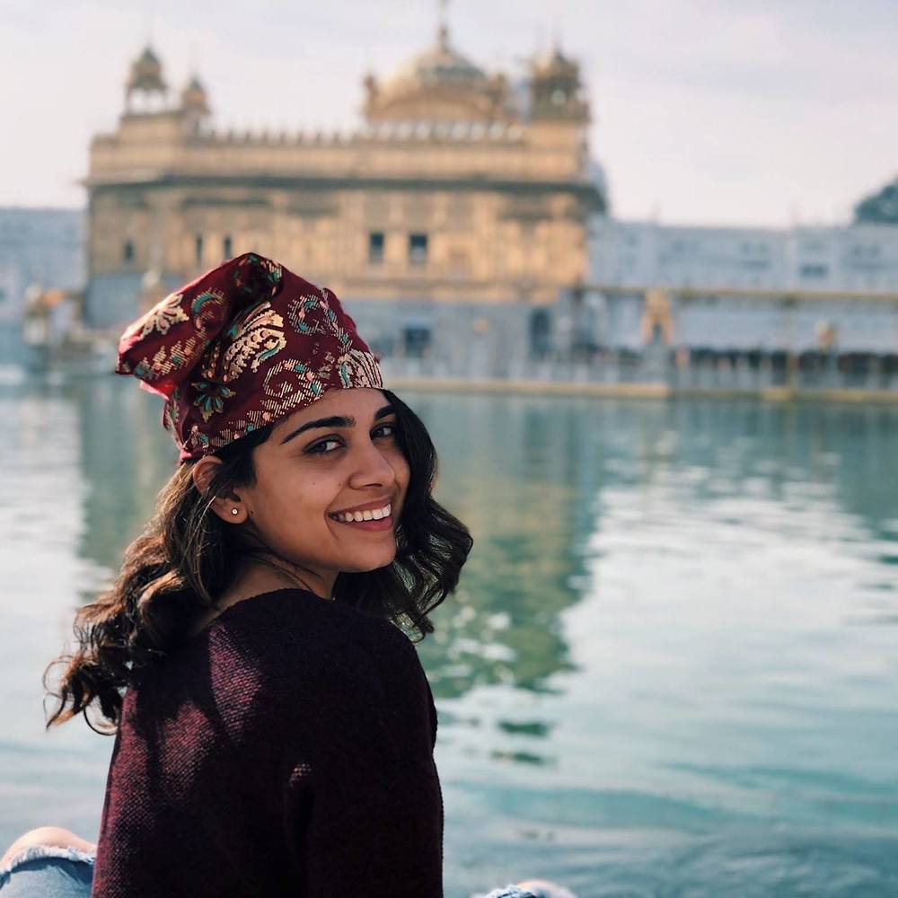 Meet your Posher, Shyamlee